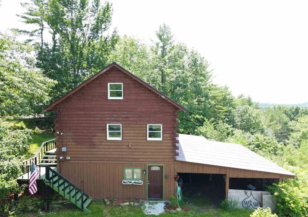 17 Black Hill Road Piermont NH 03779