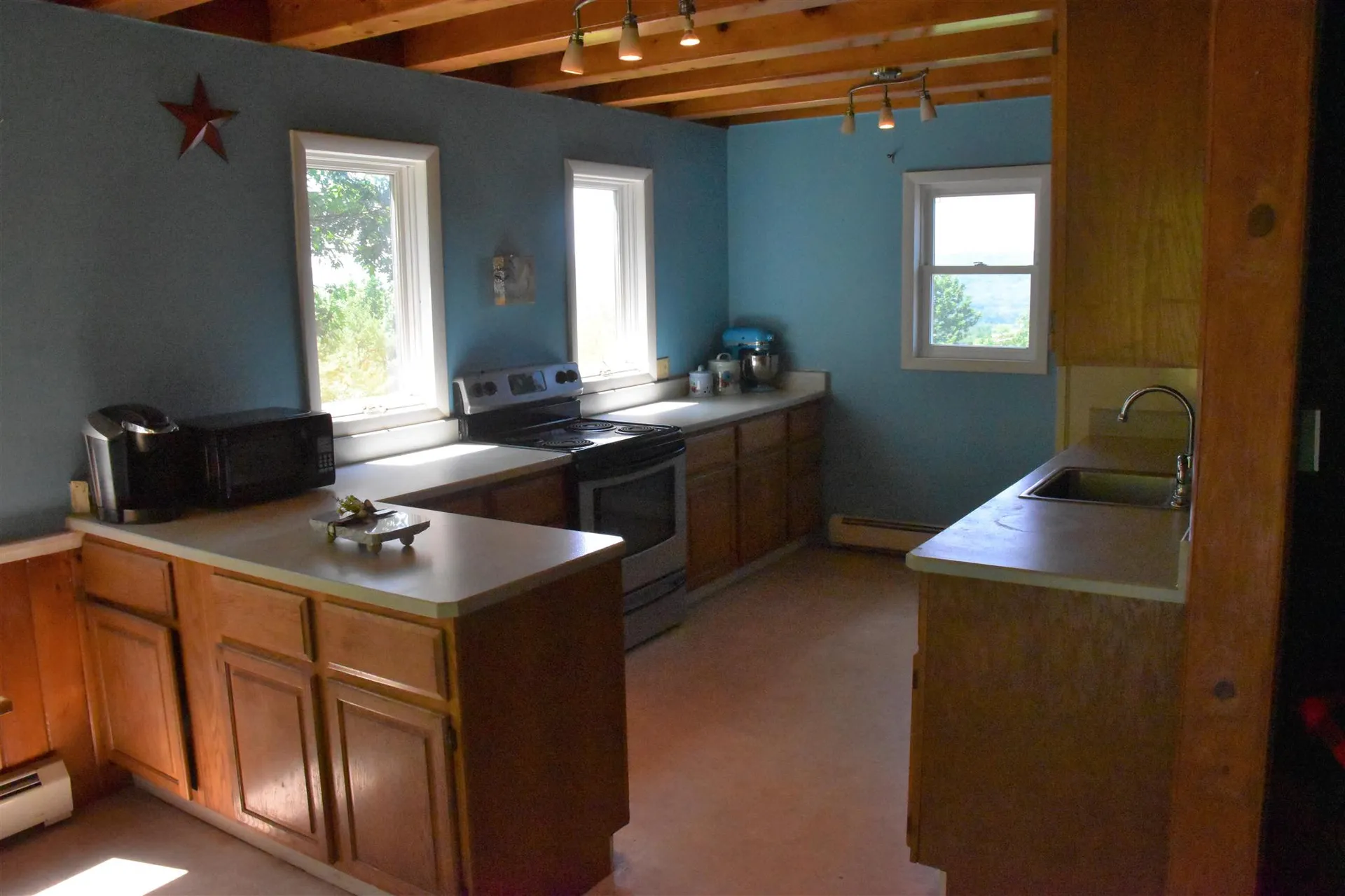 17 Black Hill Road Piermont NH 03779