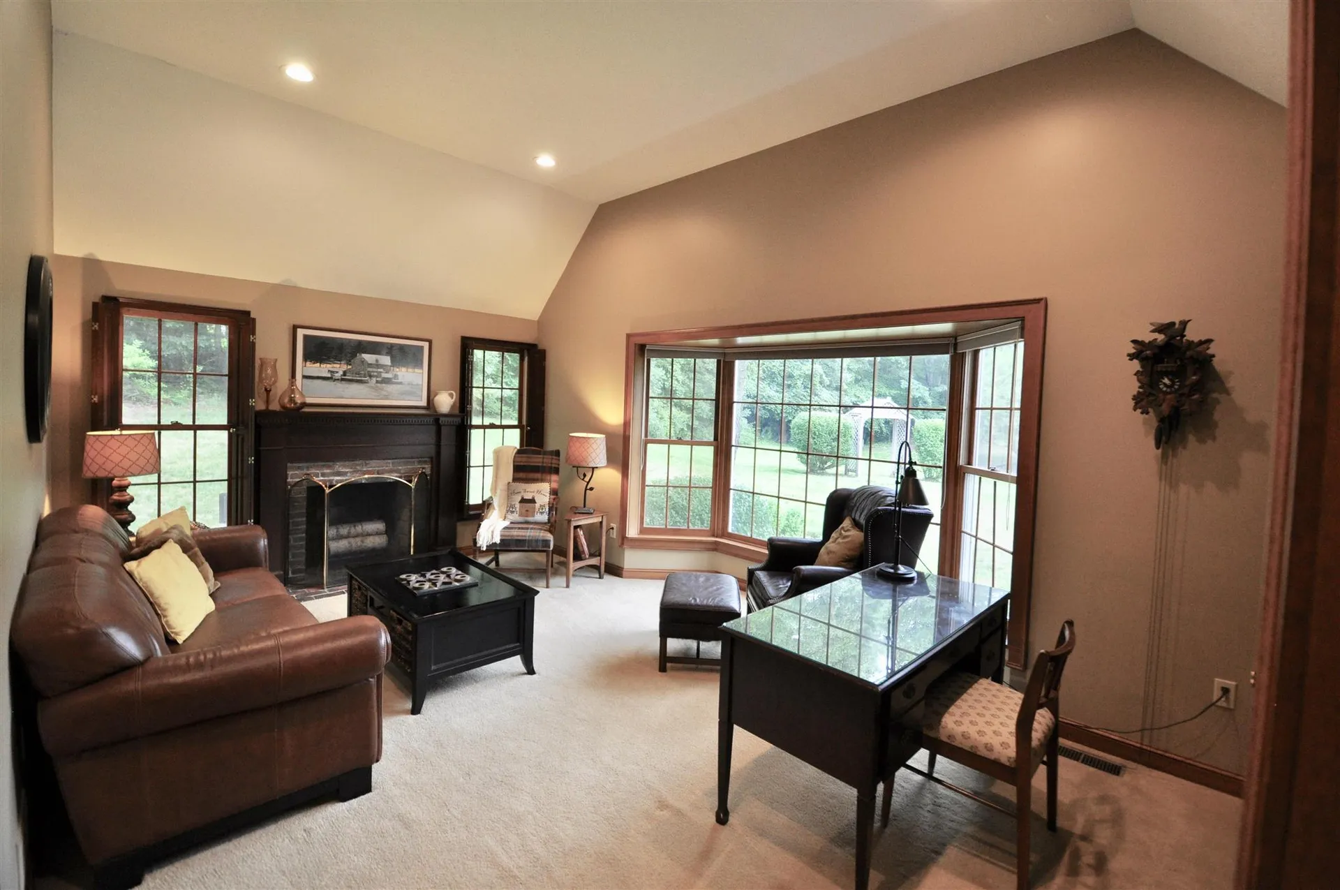 33 N Pepperell Road Hollis NH 03049