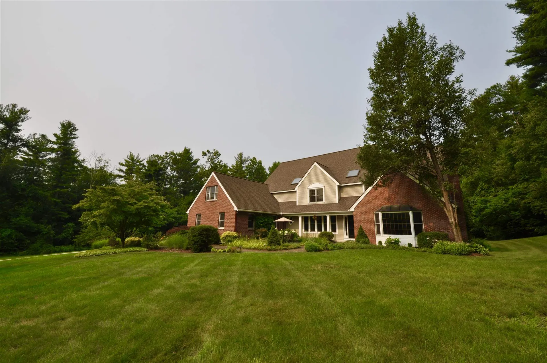 33 N Pepperell Road Hollis NH 03049