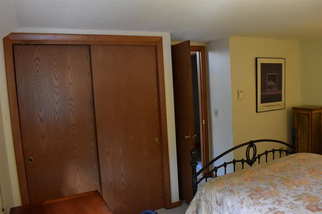 841 Cove Drive Grantham NH 03753