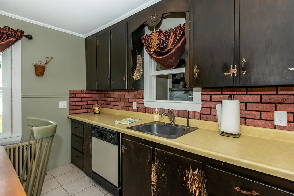 312 High Street Somersworth NH 03878