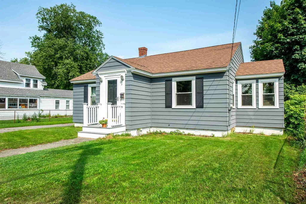 312 High Street Somersworth NH 03878