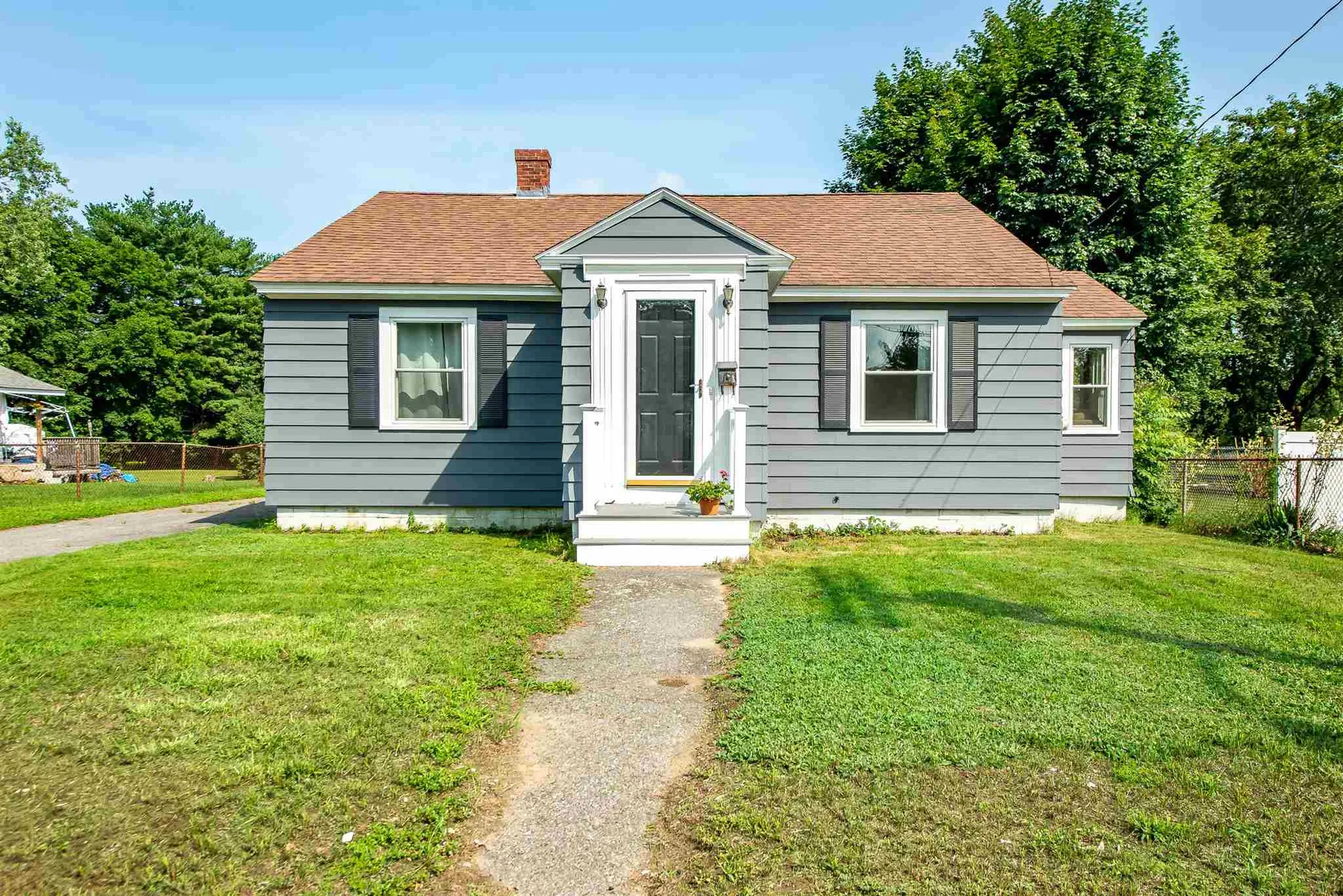 312 High Street Somersworth NH 03878