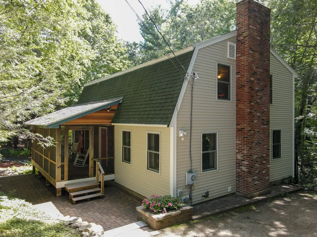 12 Coburn Hill Road Danville NH 03819