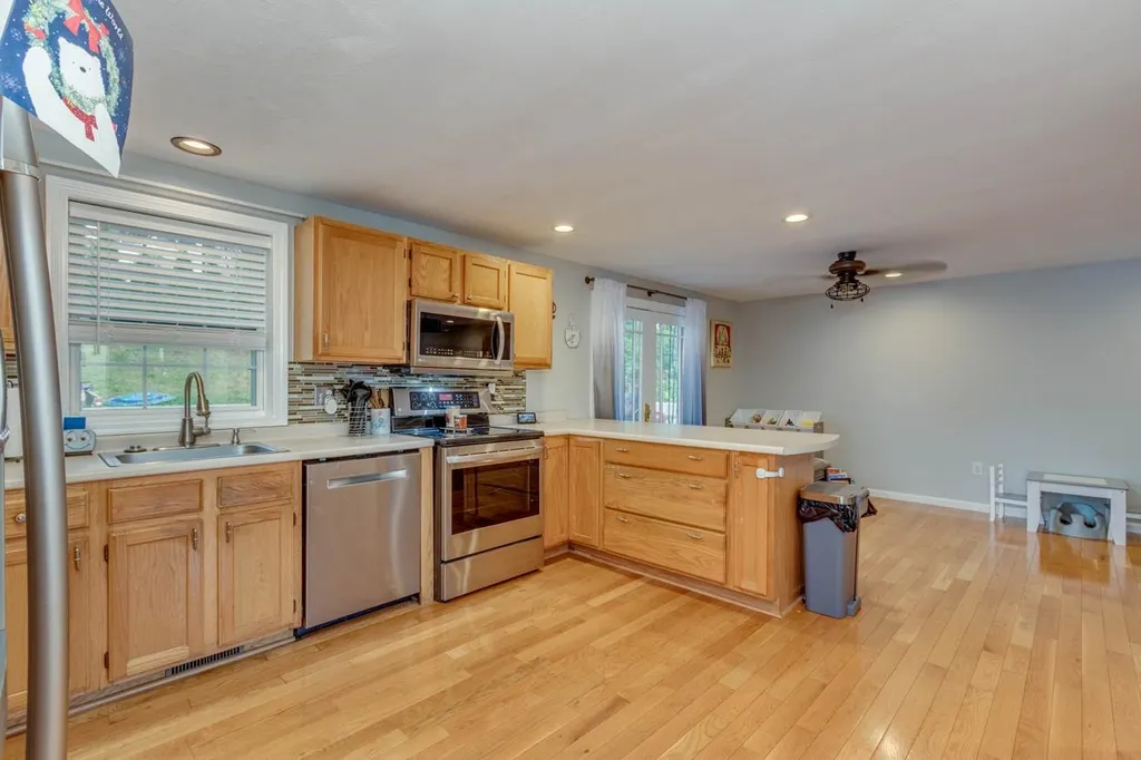 498 Whittington Street Manchester NH 03104