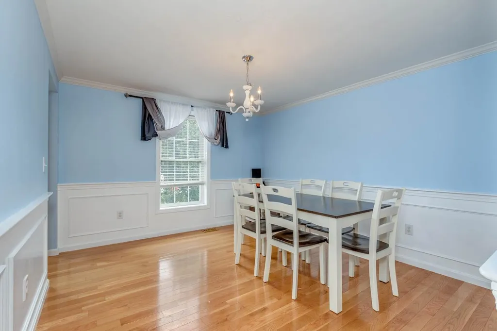 498 Whittington Street Manchester NH 03104