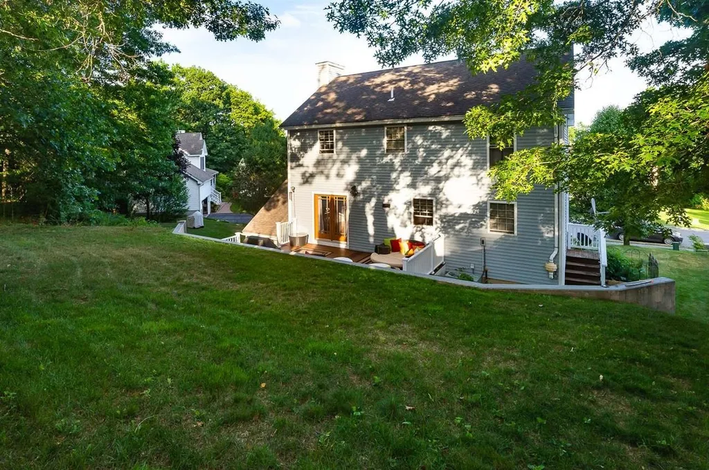 498 Whittington Street Manchester NH 03104