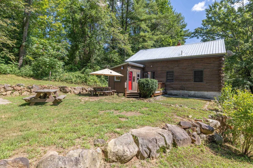 115 Old Town Road Hill NH 03243