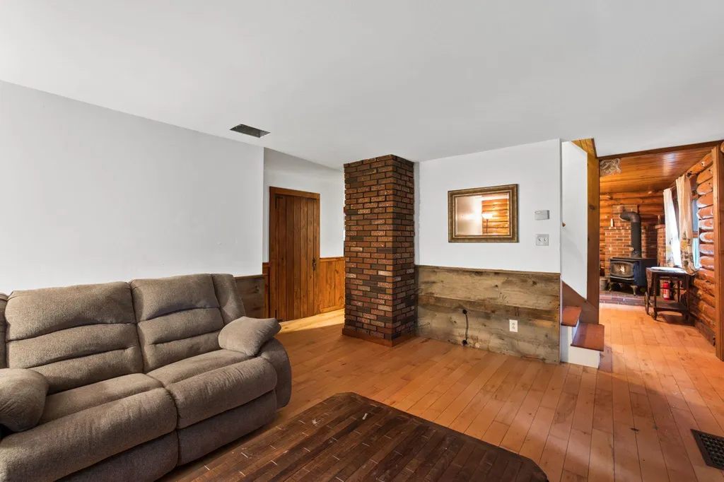 115 Old Town Road Hill NH 03243