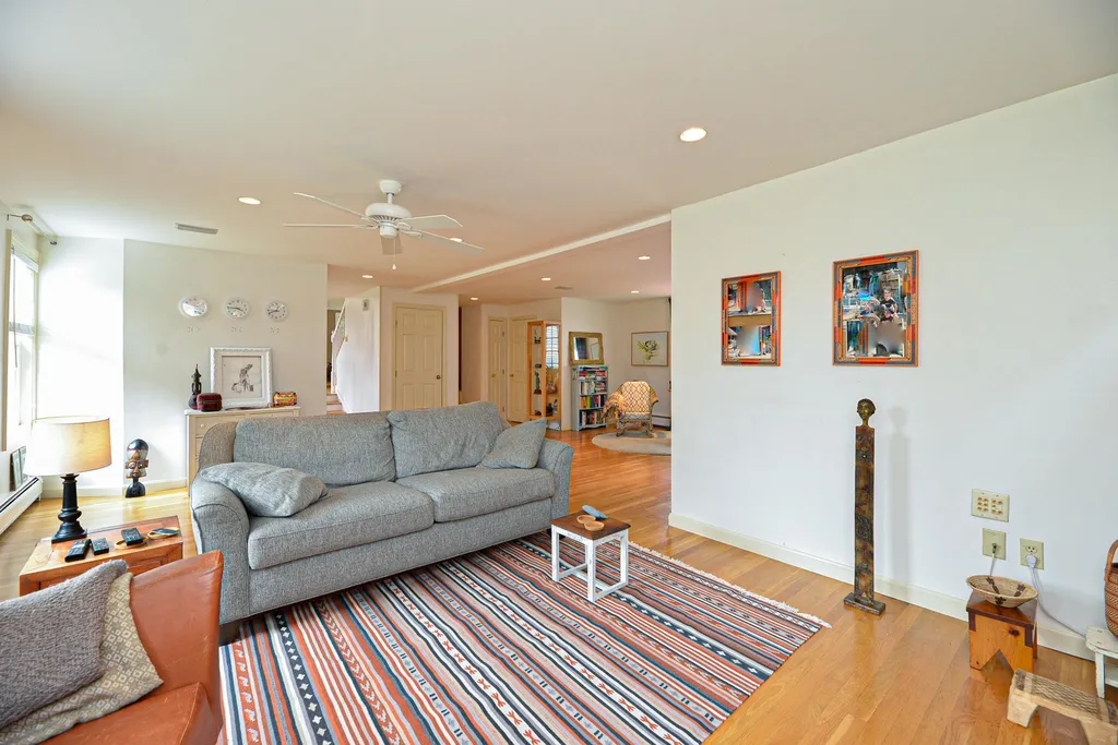 4 Ashbrook Road Exeter NH 03833