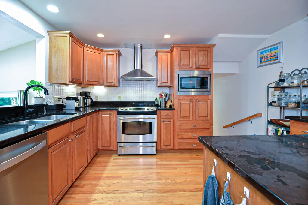 4 Ashbrook Road Exeter NH 03833