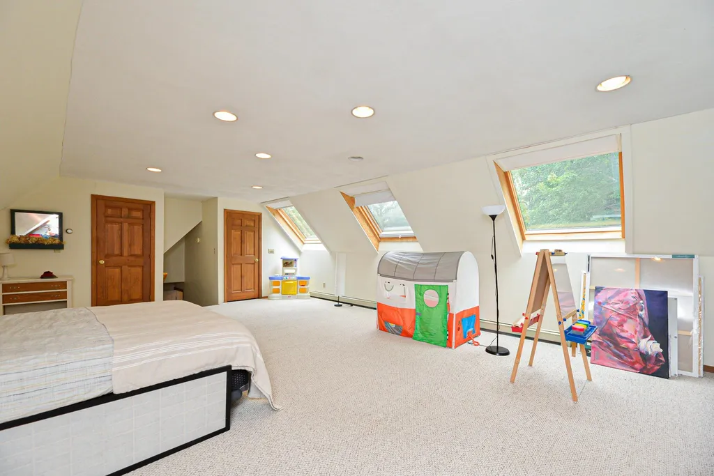 4 Ashbrook Road Exeter NH 03833