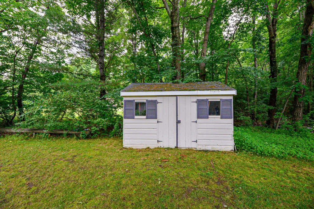 4 Ashbrook Road Exeter NH 03833