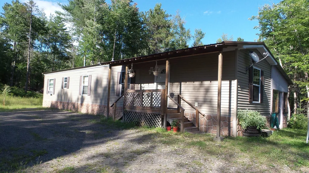 51 Barn Door Gap Road Strafford NH 03884