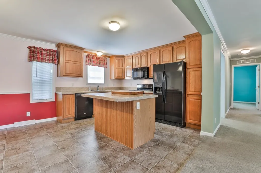 12 Gary Street Nashua NH 03062