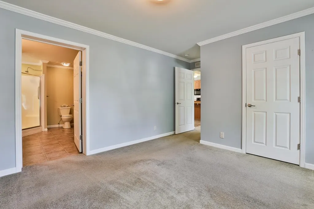 12 Gary Street Nashua NH 03062