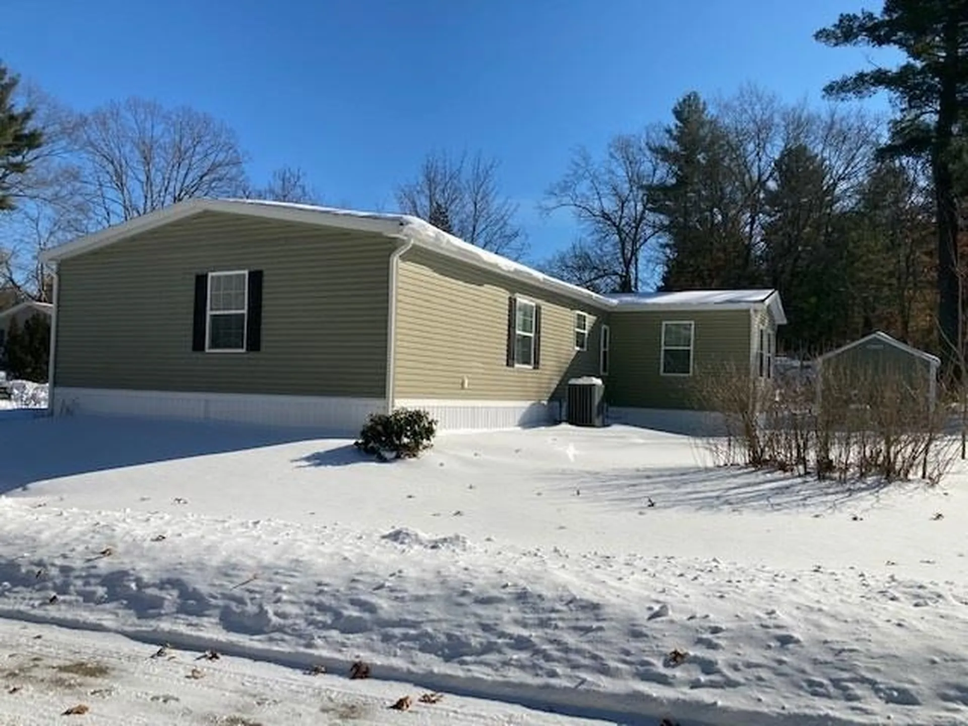12 Gary Street Nashua NH 03062