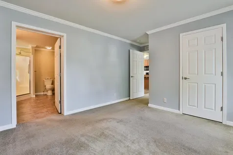 12 Gary Street Nashua NH 03062