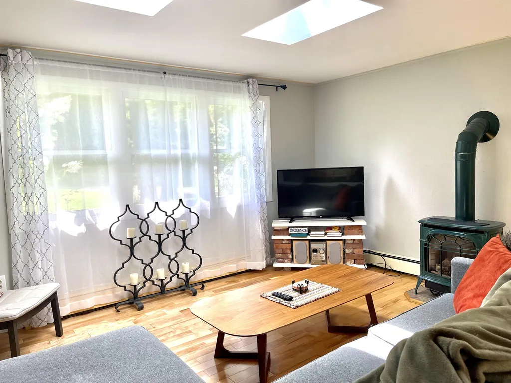 3 Dunster Terrace Hanover NH 03755