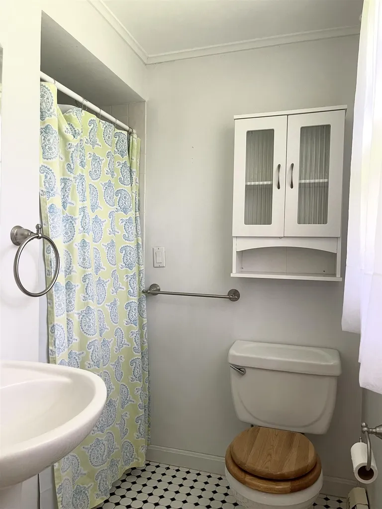 3 Dunster Terrace Hanover NH 03755