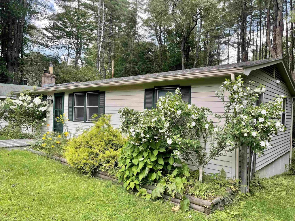 3 Dunster Terrace Hanover NH 03755