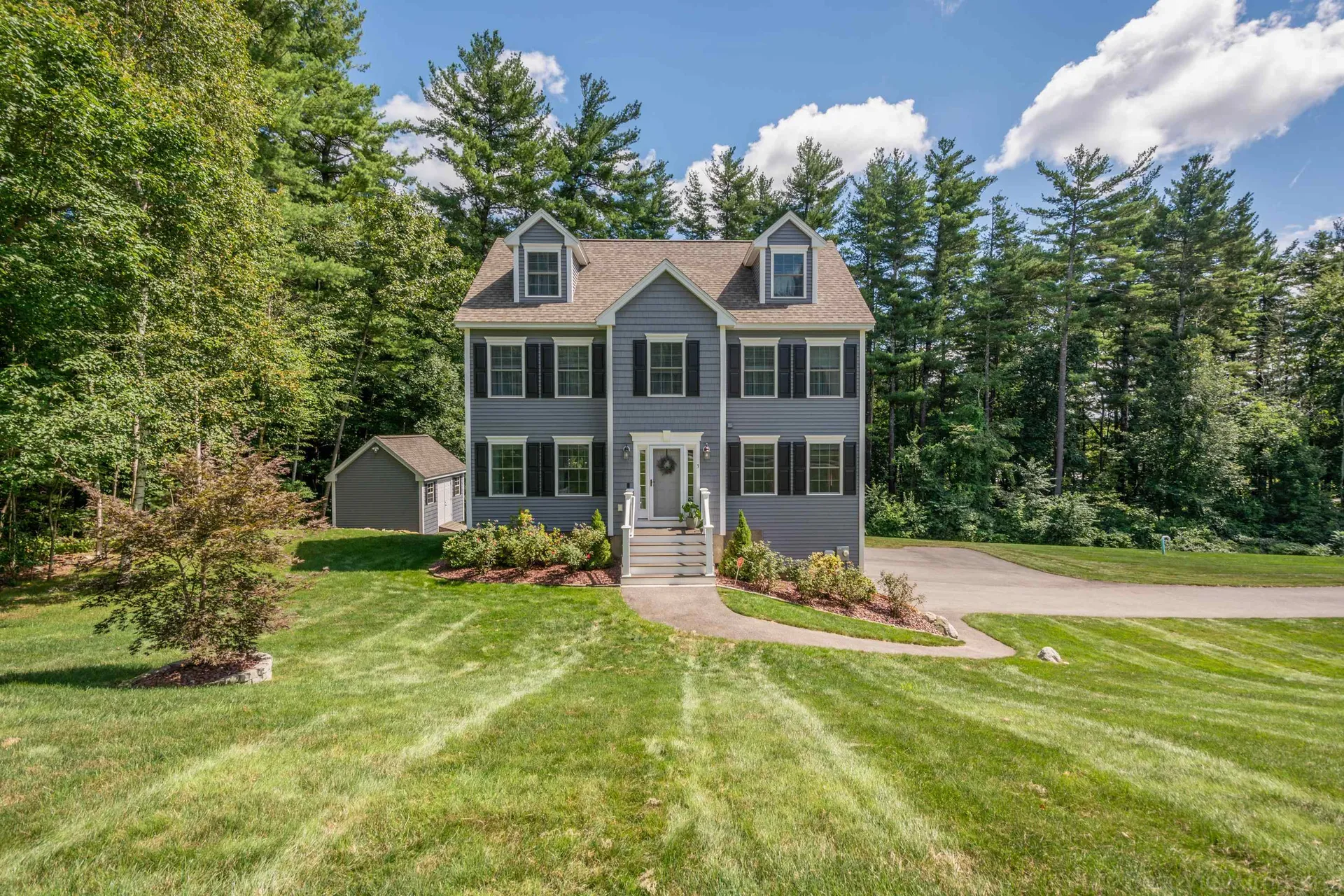 3 Stone Fence Drive Derry NH 03038