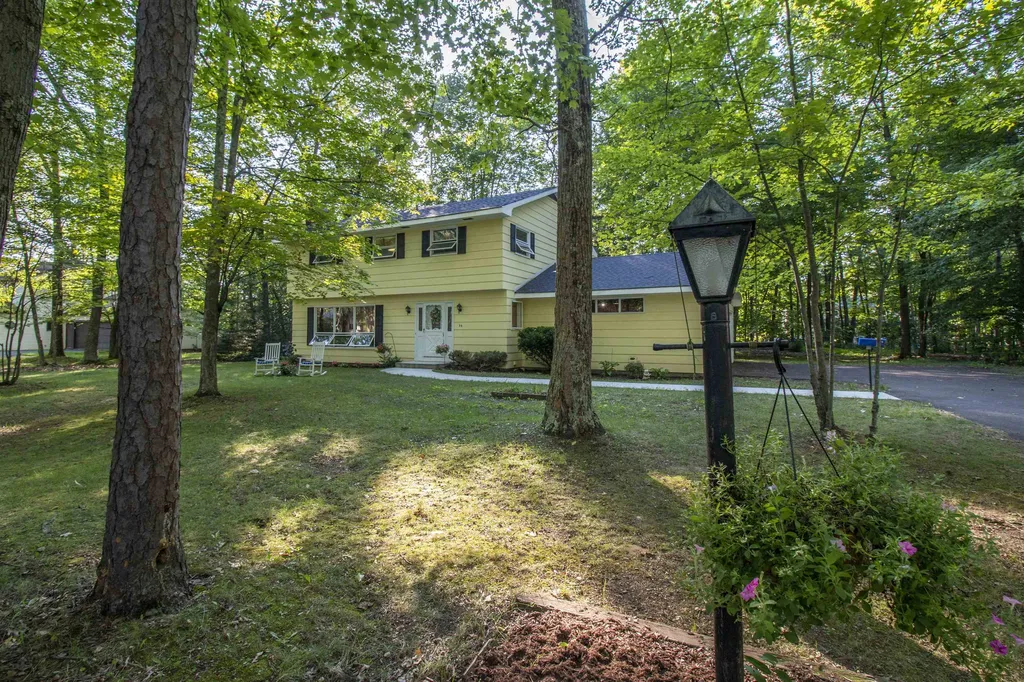 36 Forest Road Essex VT 05452