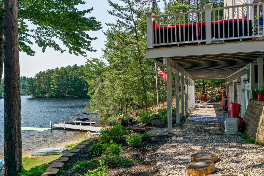 41 Violet Way Wakefield NH 03872