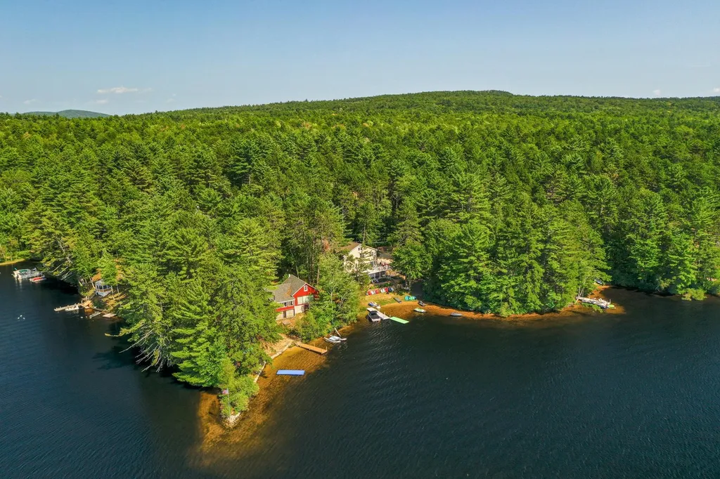 41 Violet Way Wakefield NH 03872