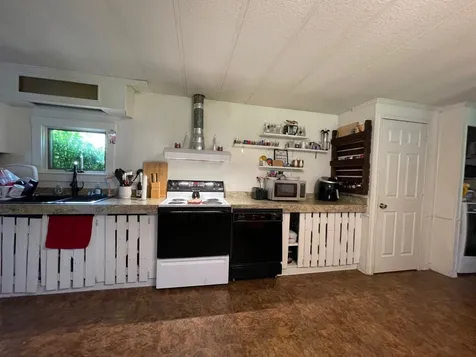 11 Squire Ridge Road Hampstead NH 03841