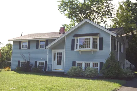 2 Aberdeen Lane Nashua NH 03062