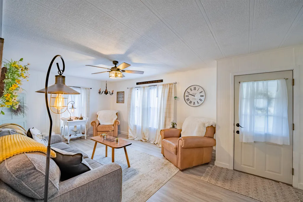 806 Middlewood Road Williston VT 05495