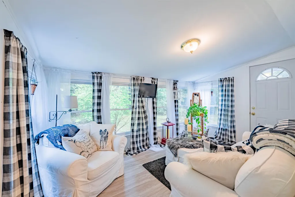 806 Middlewood Road Williston VT 05495