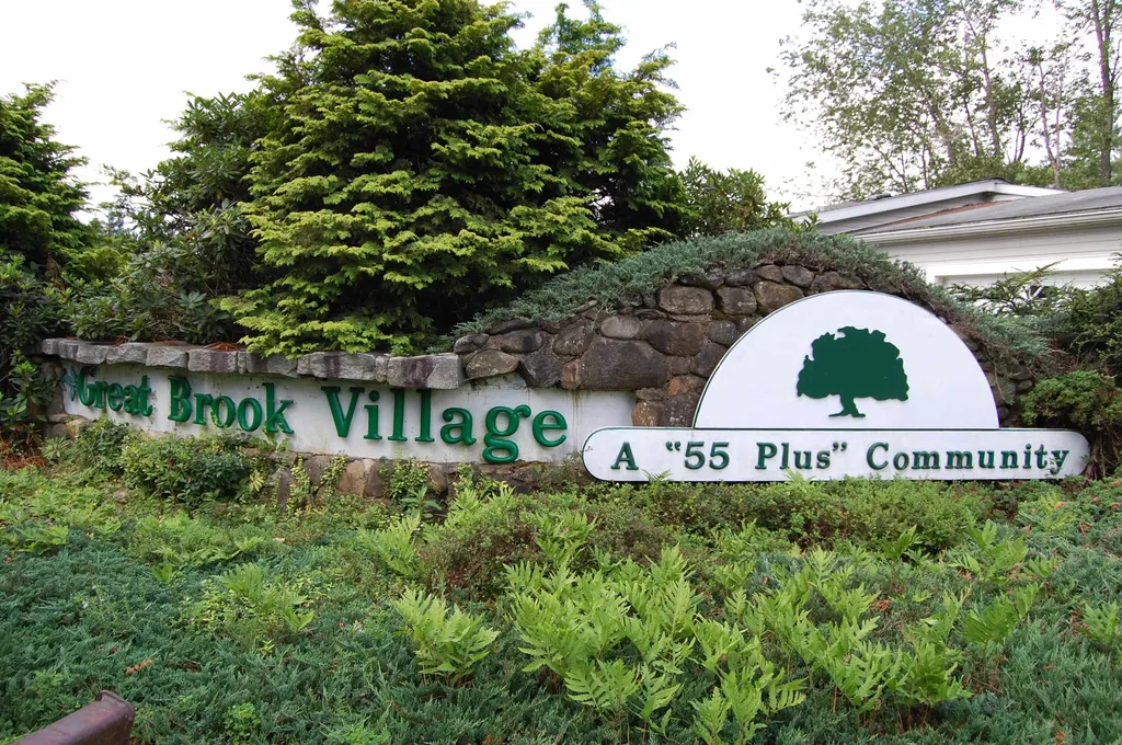 18 Lilac Lane Belmont NH 03220