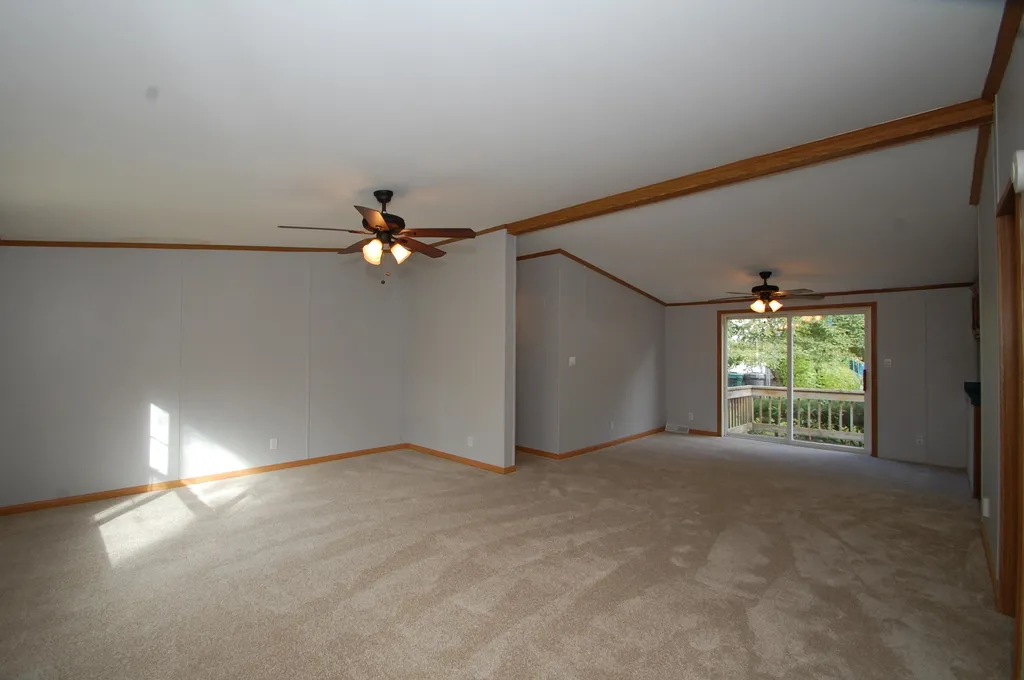 18 Lilac Lane Belmont NH 03220