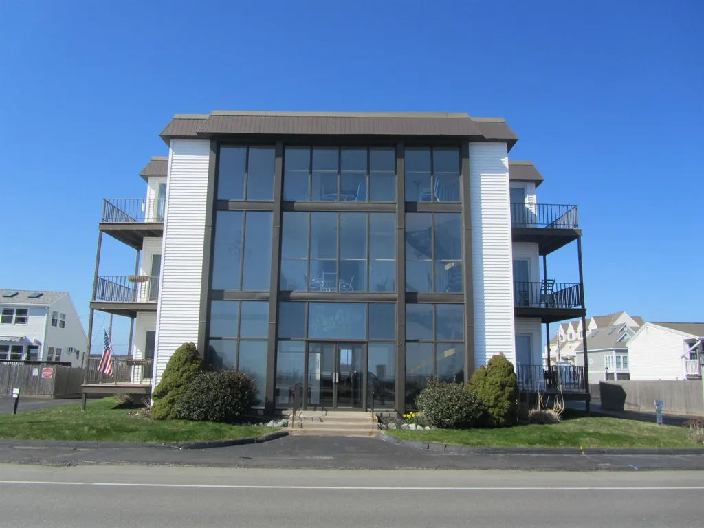 493 Ocean Boulevard Hampton NH 03842