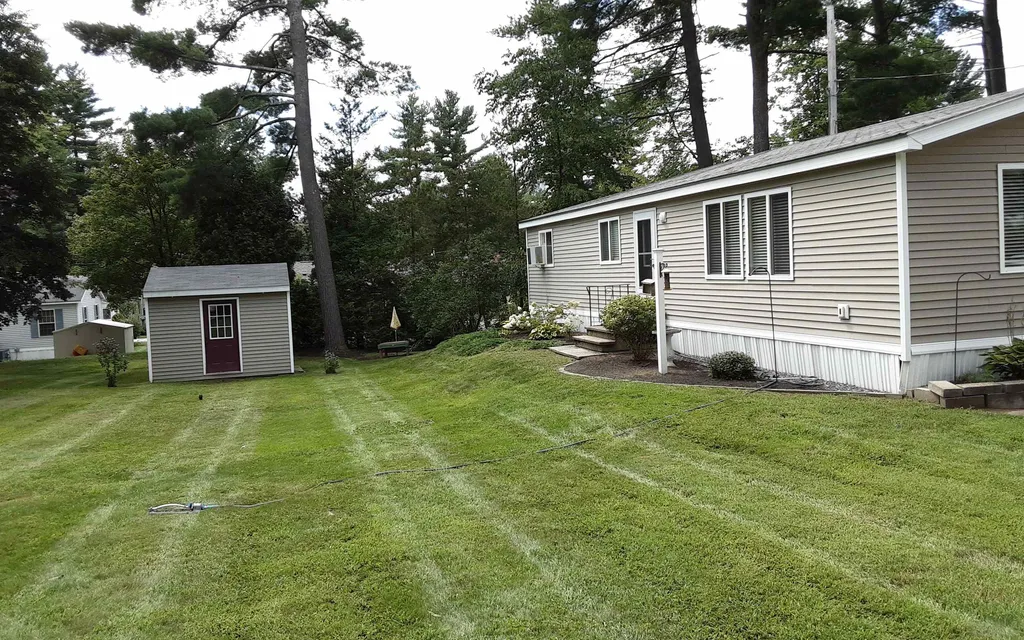 21 Pinewood Trail Concord NH 03301