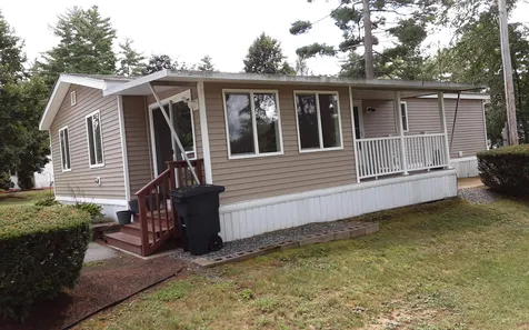 21 Pinewood Trail Concord NH 03301