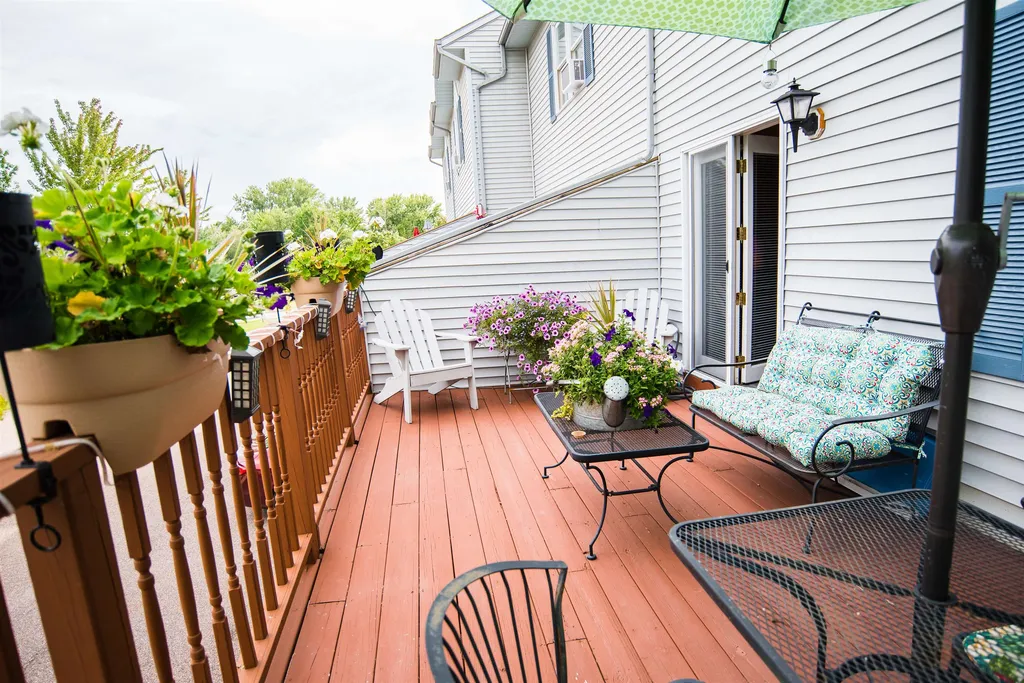 17 Craftsbury Court Essex VT 05452