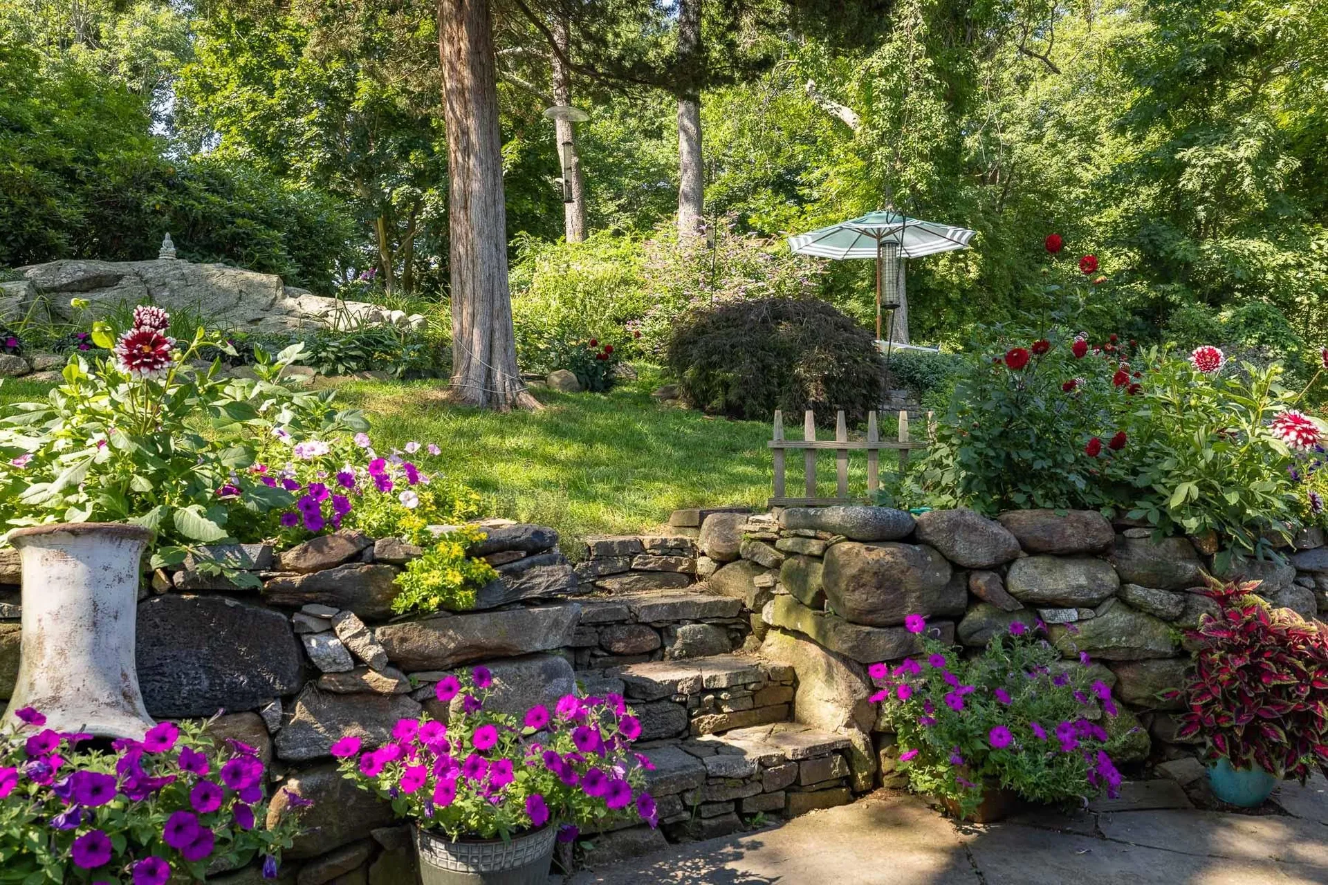 27 Shaw Road Portsmouth NH 03801