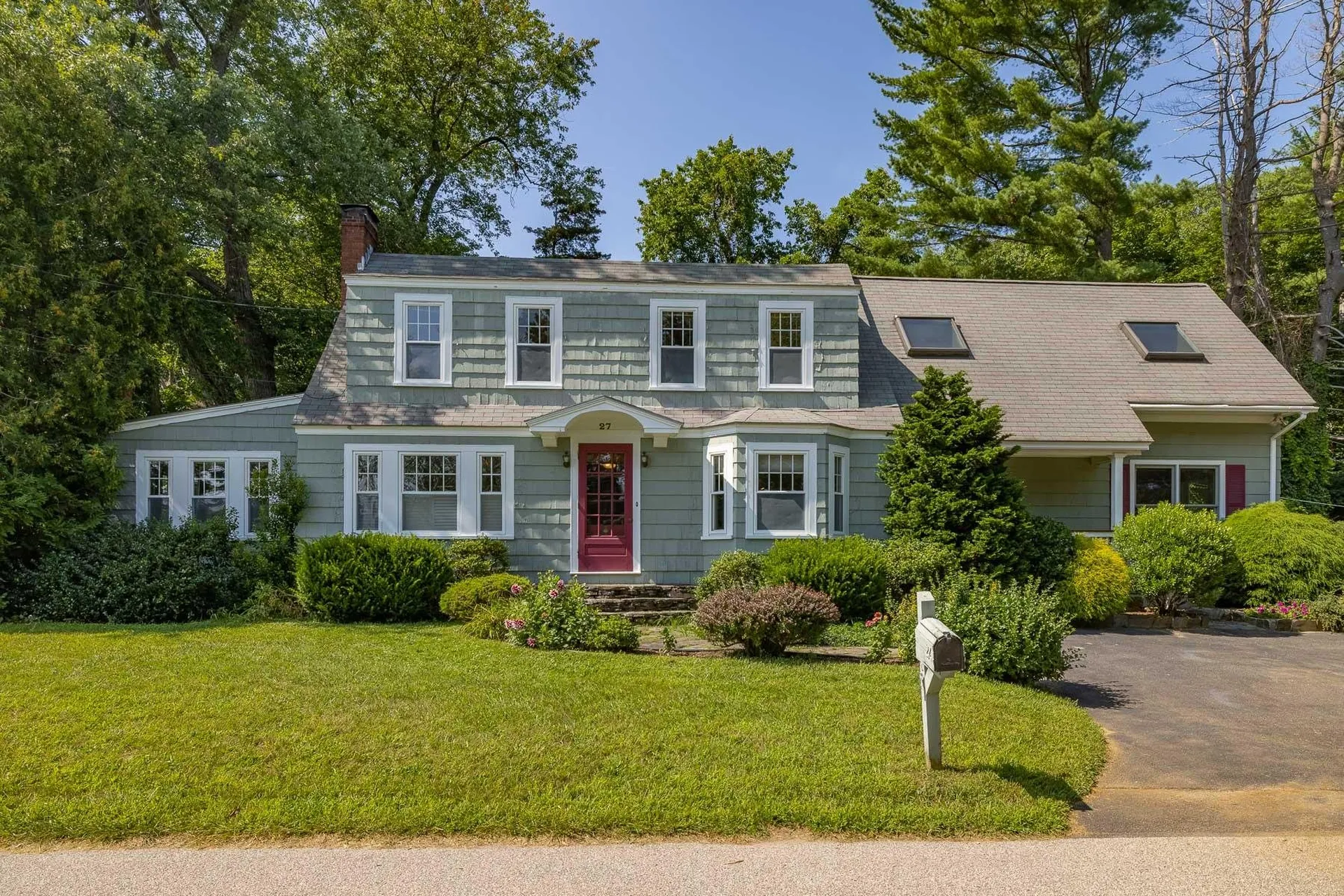 27 Shaw Road Portsmouth NH 03801