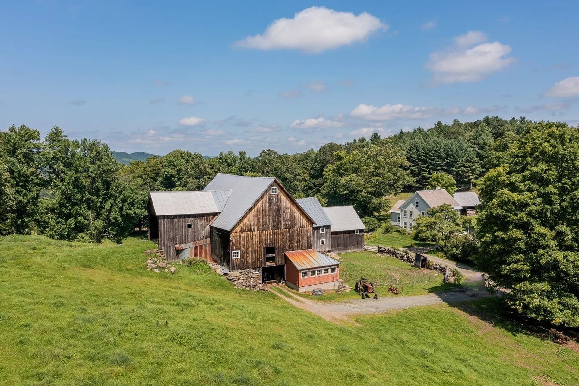935 Dana Road Pomfret VT 05053