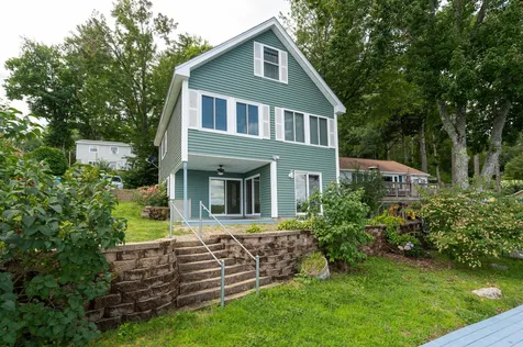 5 Lynn Lane Northwood NH 03261