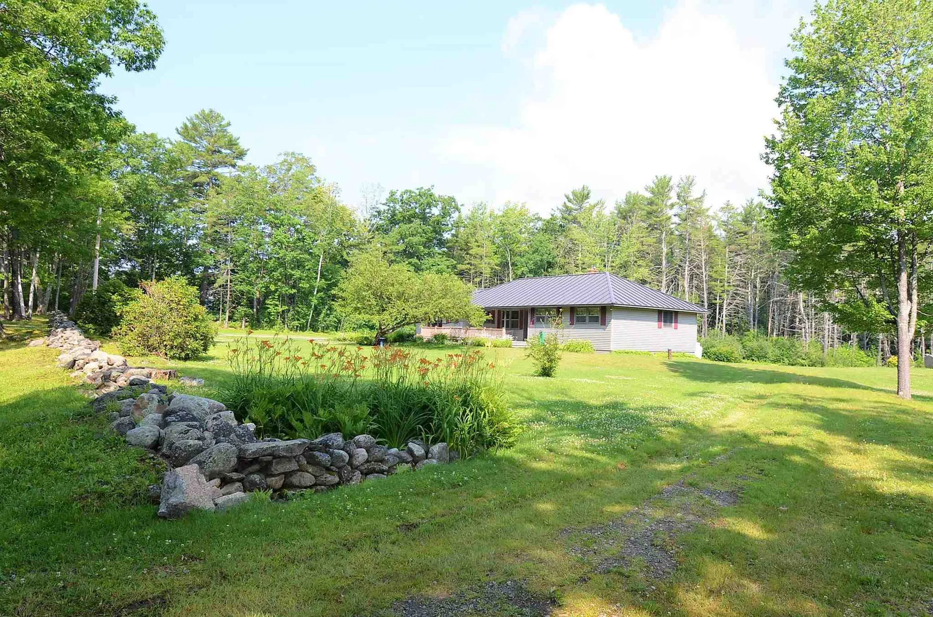74 Schoolhouse Road Newport NH 03773