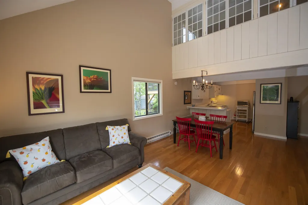 105 Williams Lane Hartford VT 05059