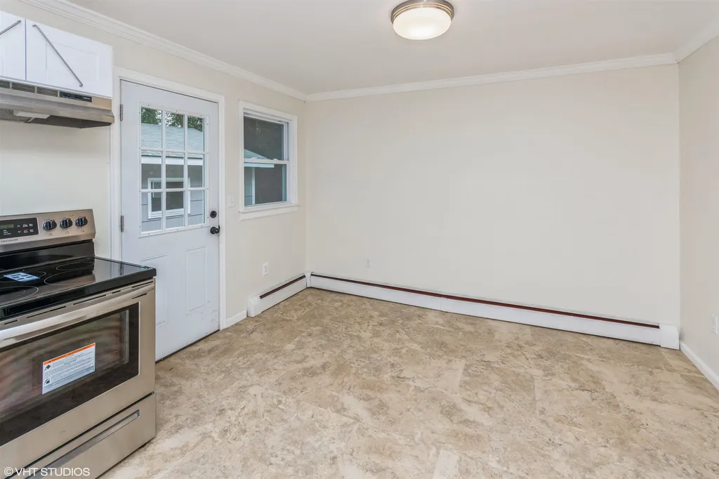 21 Pierce Road Hinsdale NH 03451