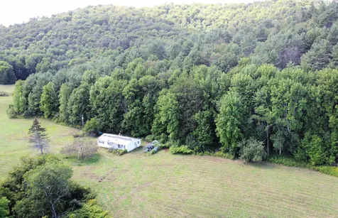 908 Route 5 St. Johnsbury VT 05819