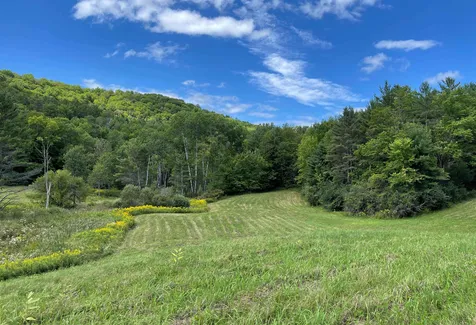 908 Route 5 St. Johnsbury VT 05819