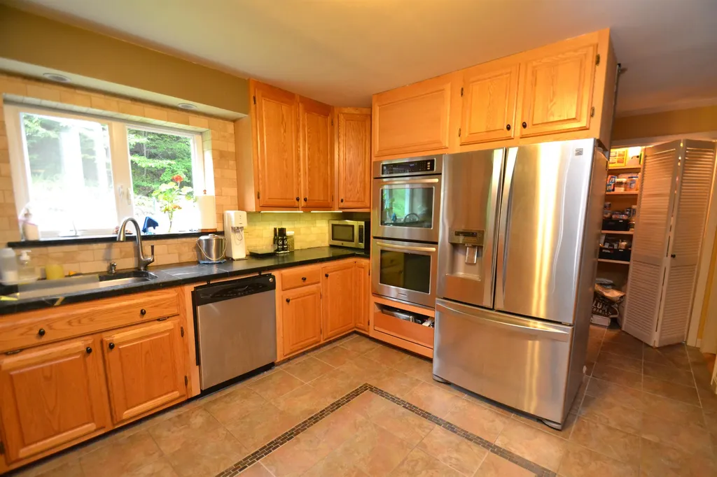1439 Kew Vasseur Road Fayston VT 05660